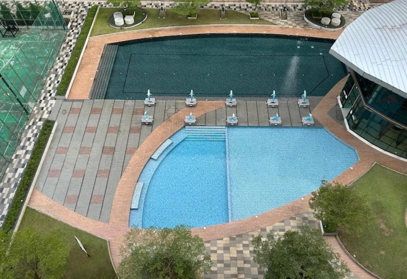 25 -Stylish Black Modern Retreat At Mount Austin,Jb Johor Bahru Apartment
