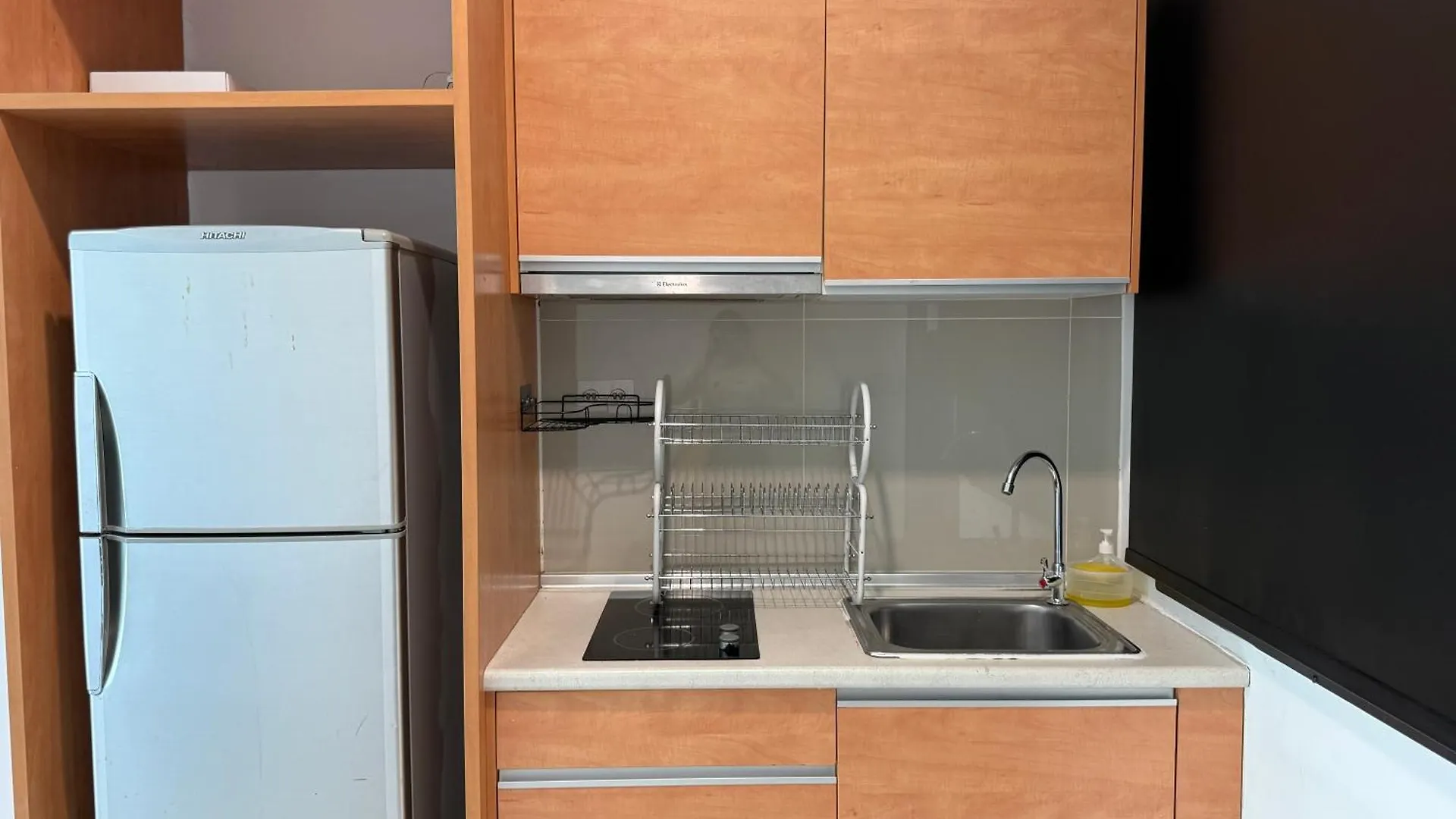 Apartment 25 -Stylish Black Modern Retreat At Mount Austin,Jb Johor Bahru